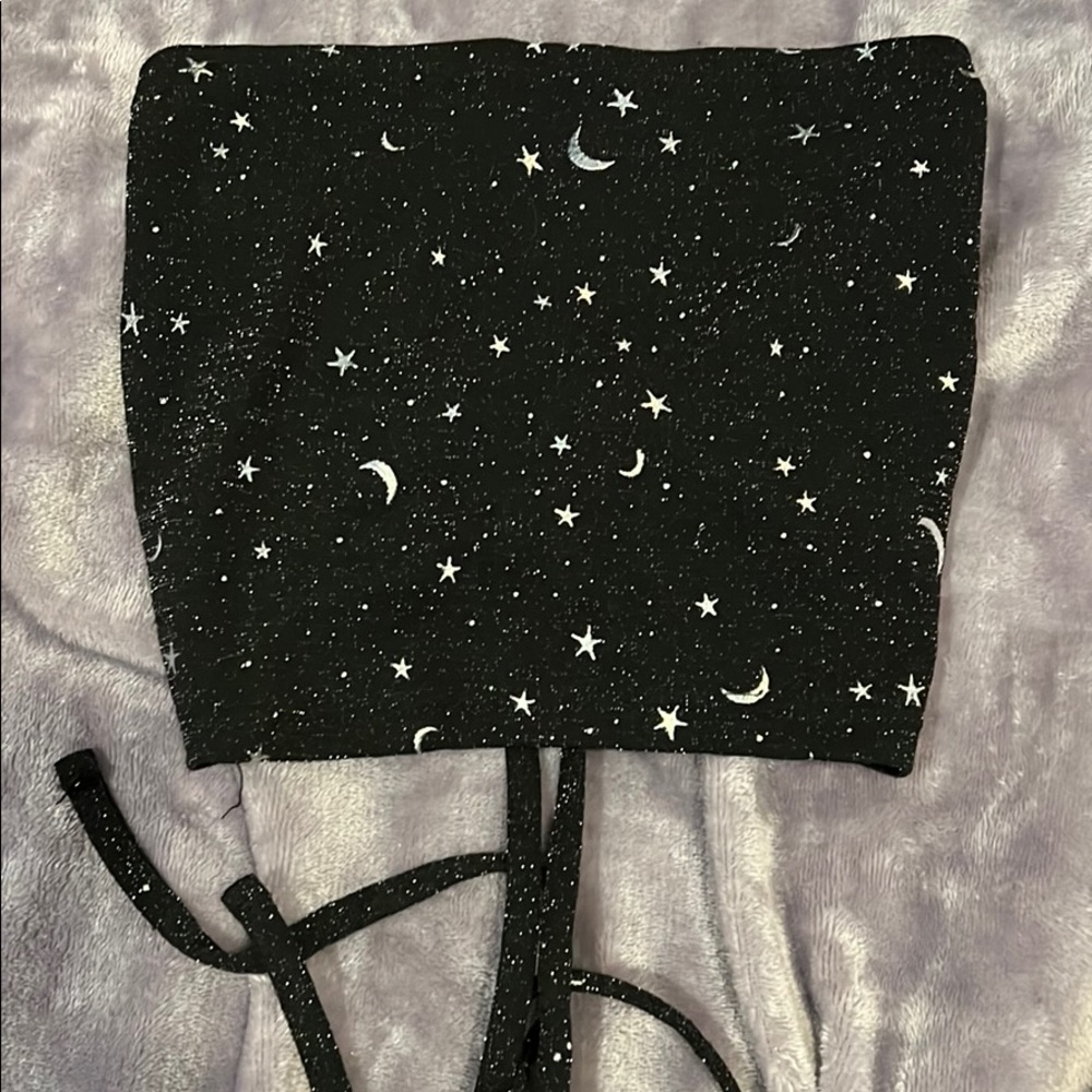 Black sparky star and moon top